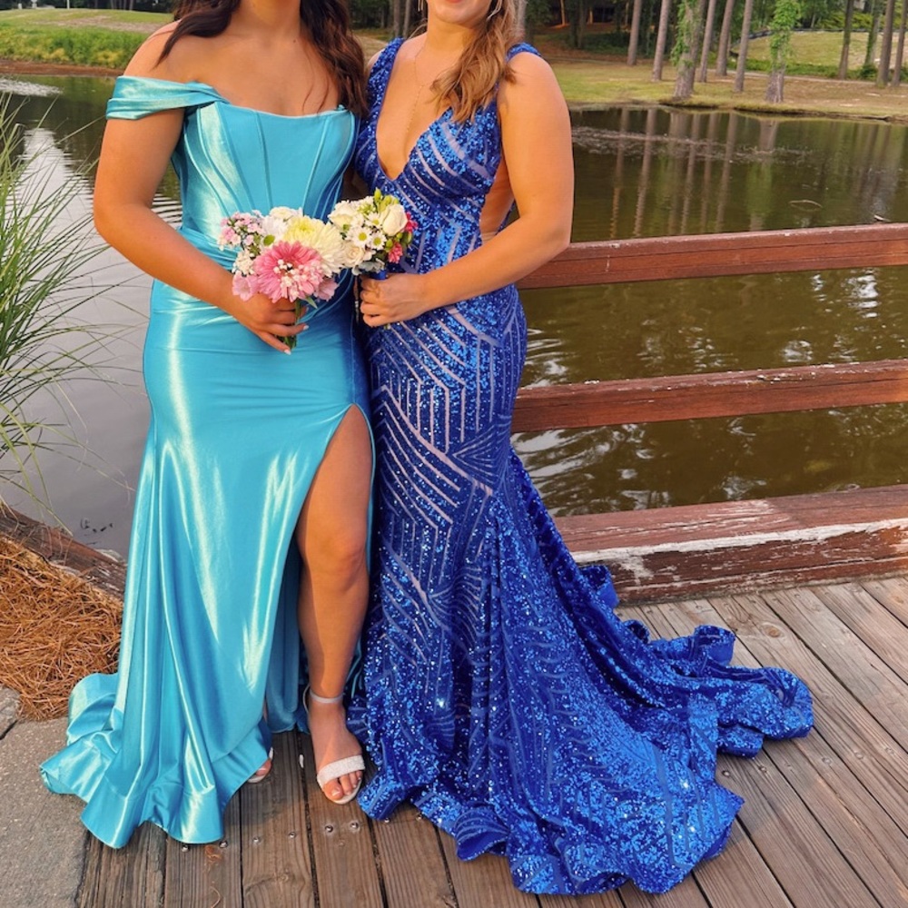 Sherri hill prom dress